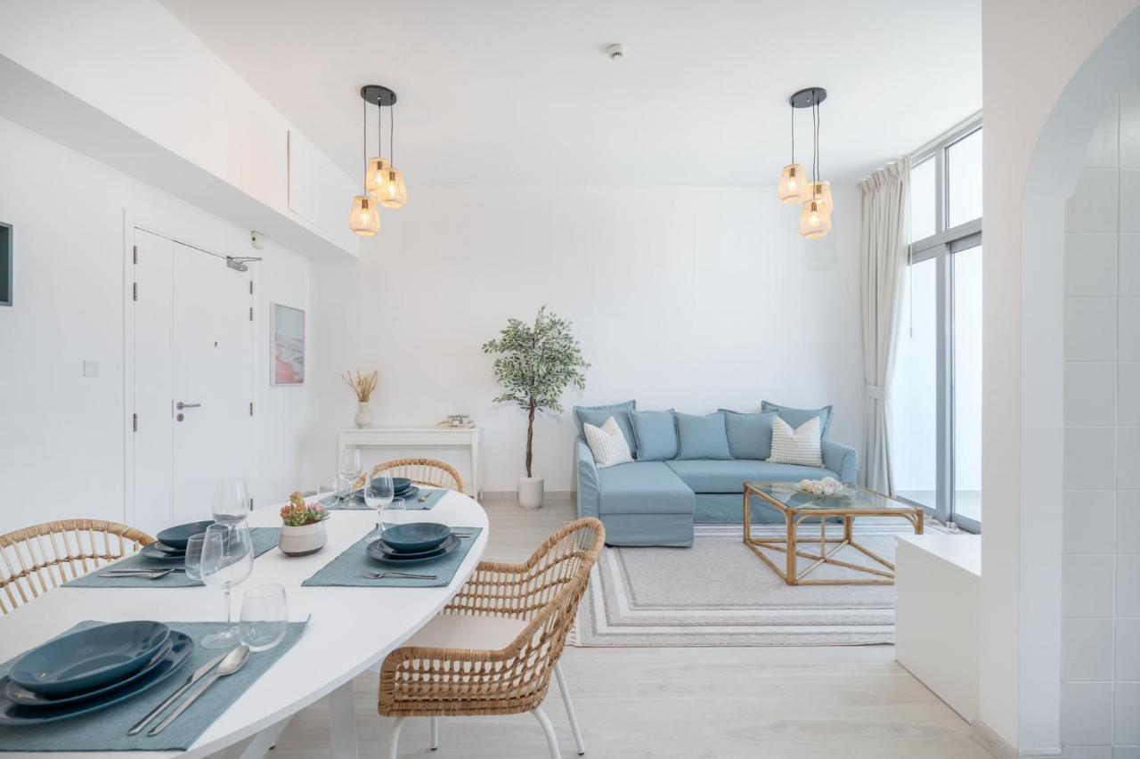 Apartment Seaside Serenity Stylish Marine-themed