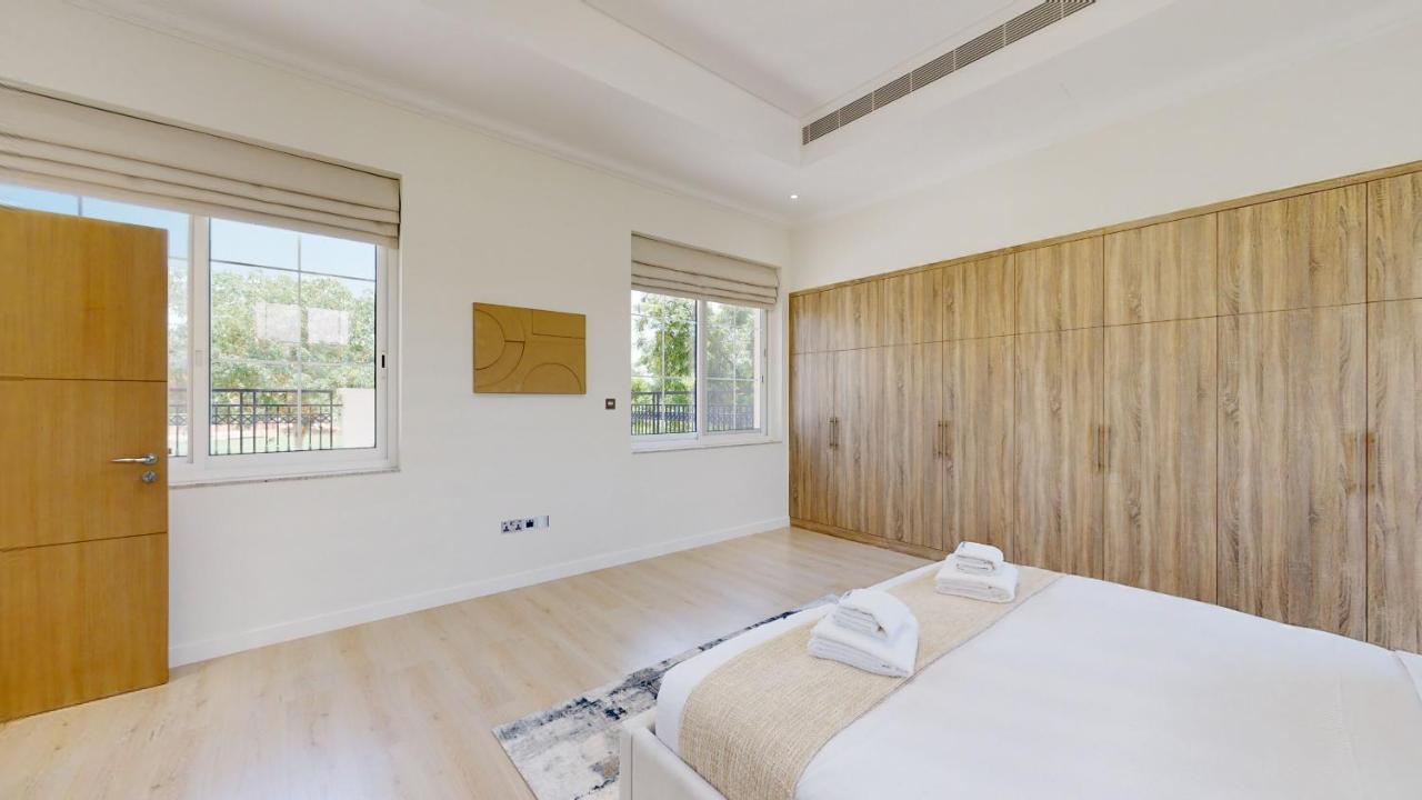Primestay - Flame Tree Ridge 4br With Private Pool * Dubai