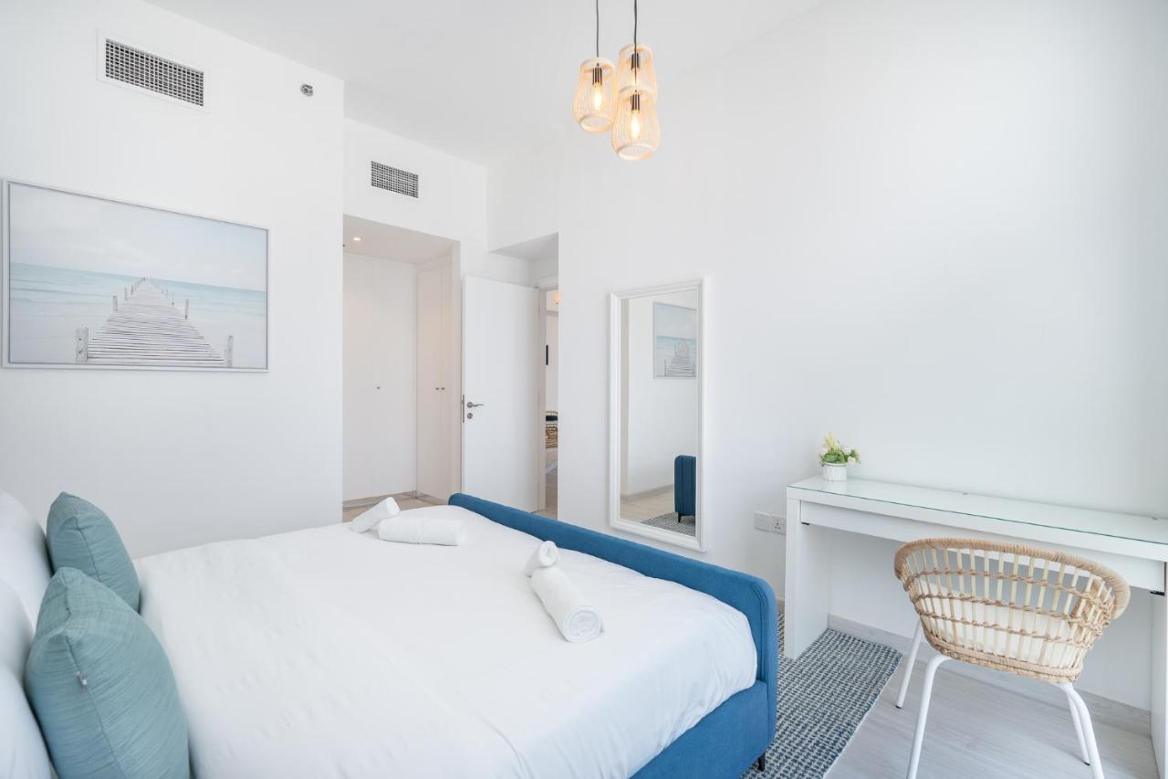 Seaside Serenity Stylish Marine-themed