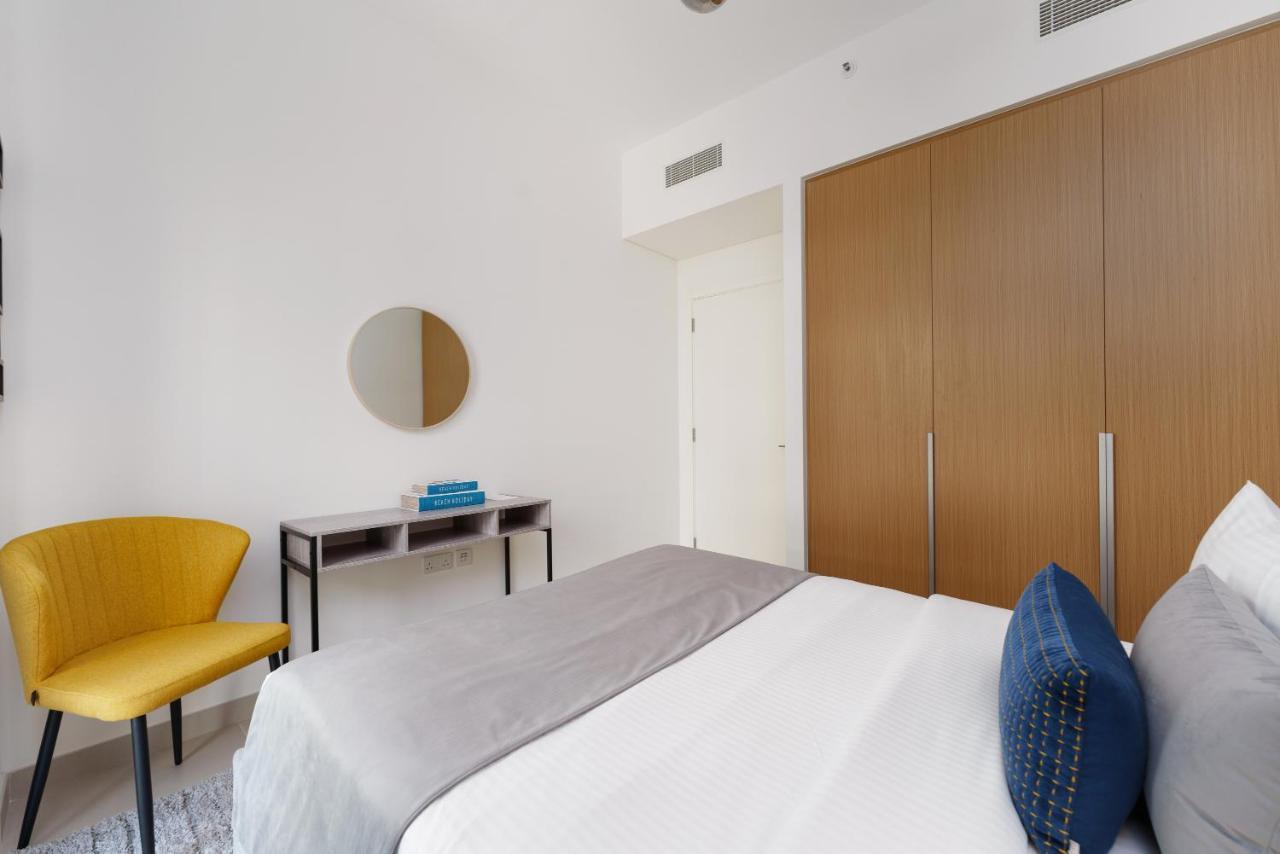 Maison Privee - Alluring Modern In Creek Apartment Dubai
