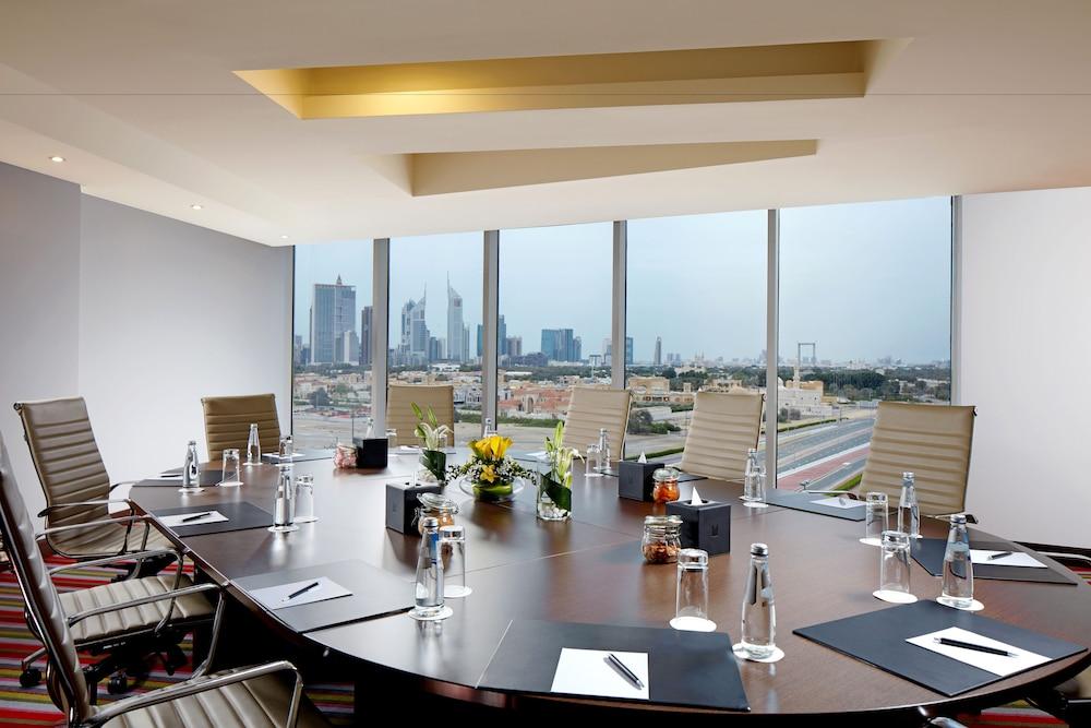 Millennium Downtown - 4* Dubai
