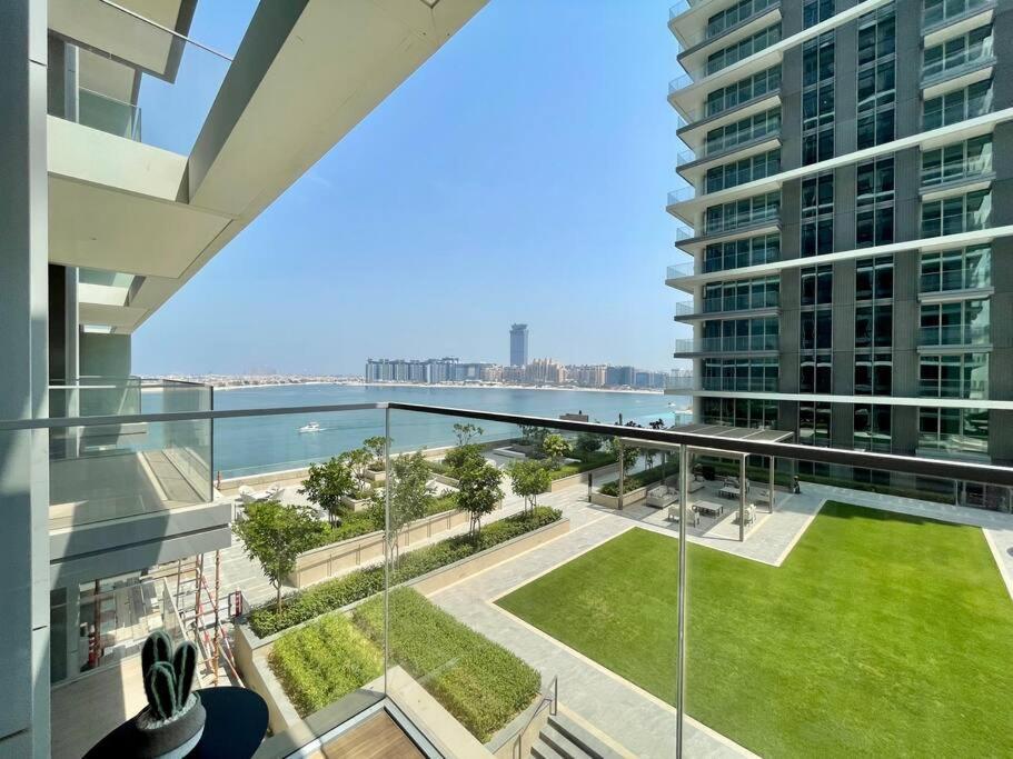 Dar Vacation-luxurious 1br In Isle, Emaar Front * Dubai
