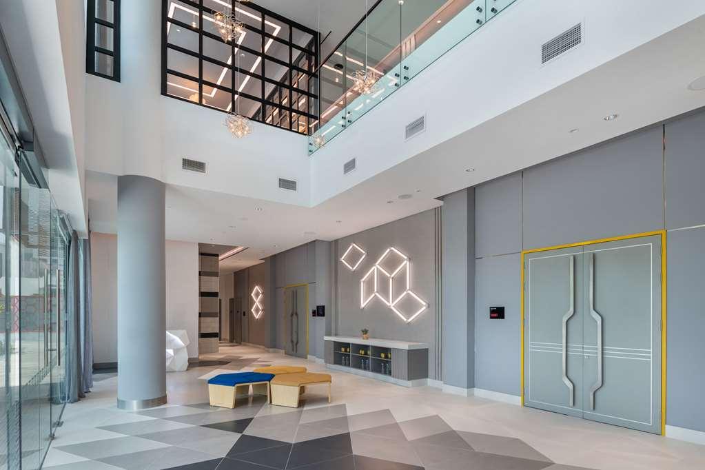 Radisson Red Silicon Oasis