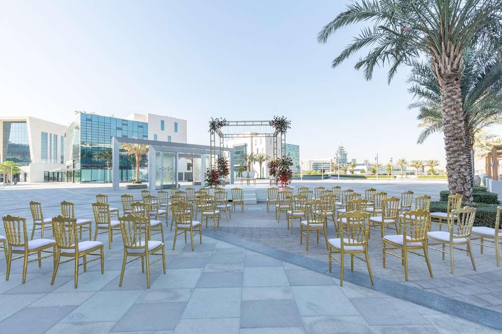 Radisson Red Silicon Oasis Hotel Dubai