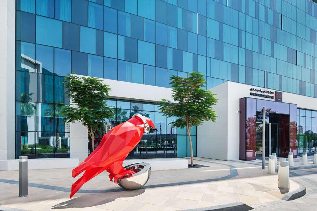Radisson Red Silicon Oasis