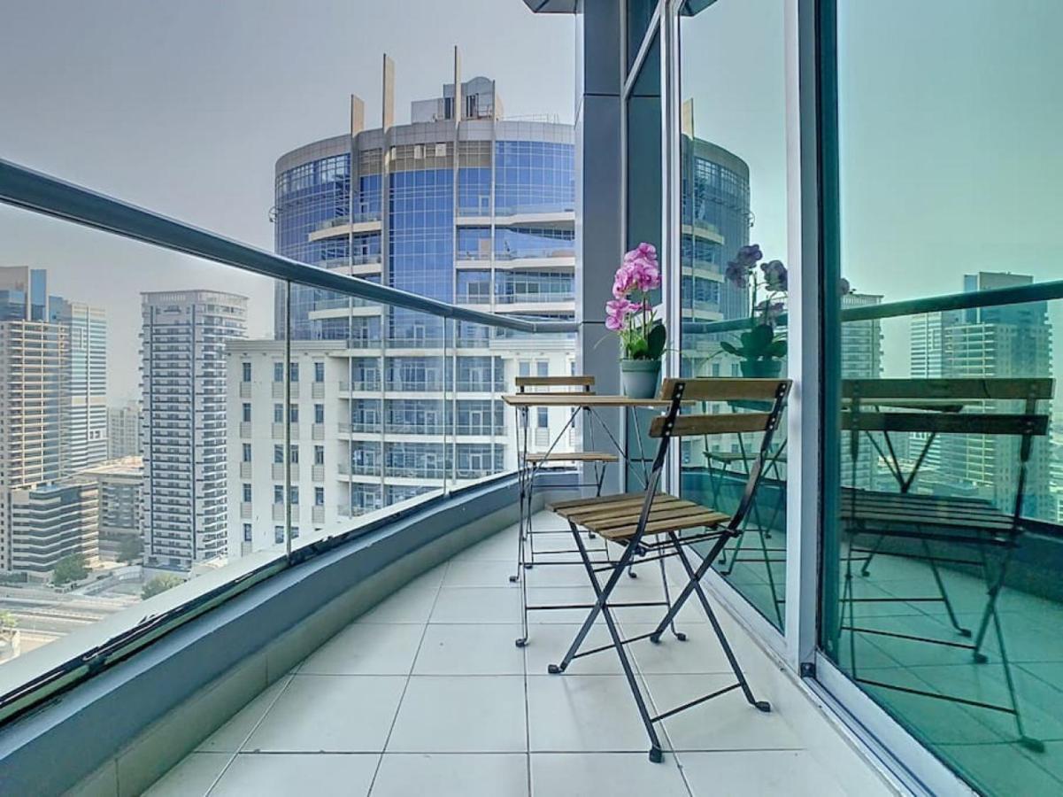 Key View - The Point Tower Apartment