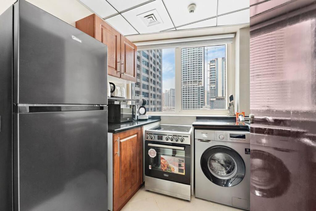 Stonetree - Furnished 1br With Modern Design Apartment Dubai