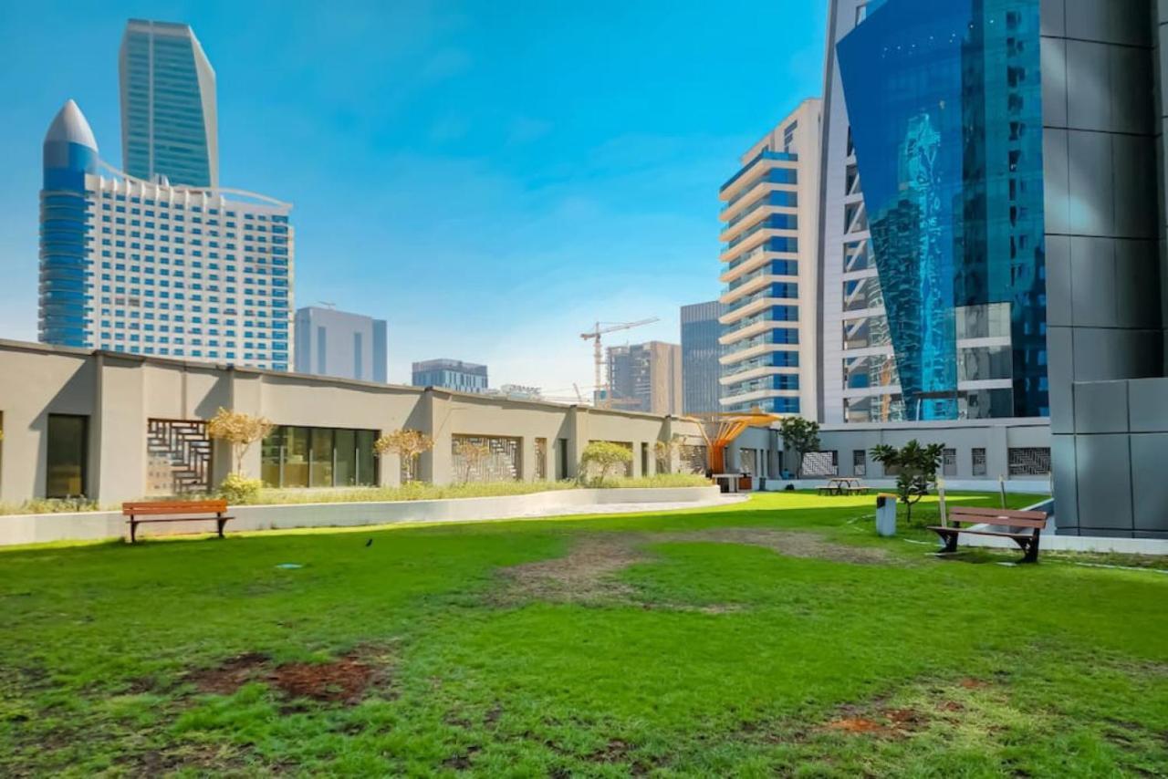 Modern W Downtown Views In Business Bay Dubai
