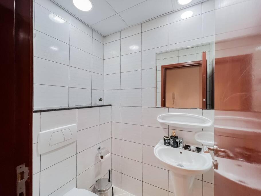 Stonetree - Modern 1 Bedroom Near The *