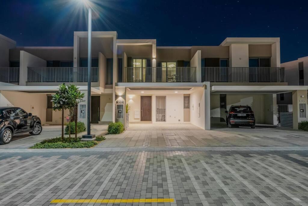 3 Bedrooms In Tilal Al Ghaf *