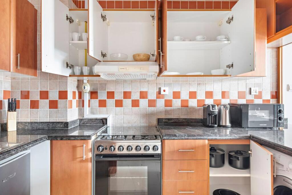Apartment Stonetree - Furnished 1br With Spacious Balcony *