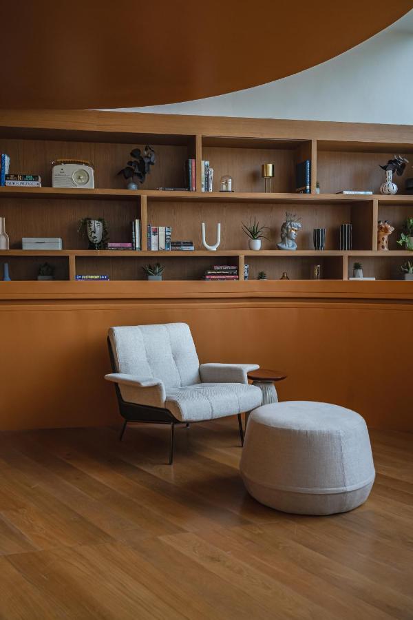Cozy In Hills Apartment