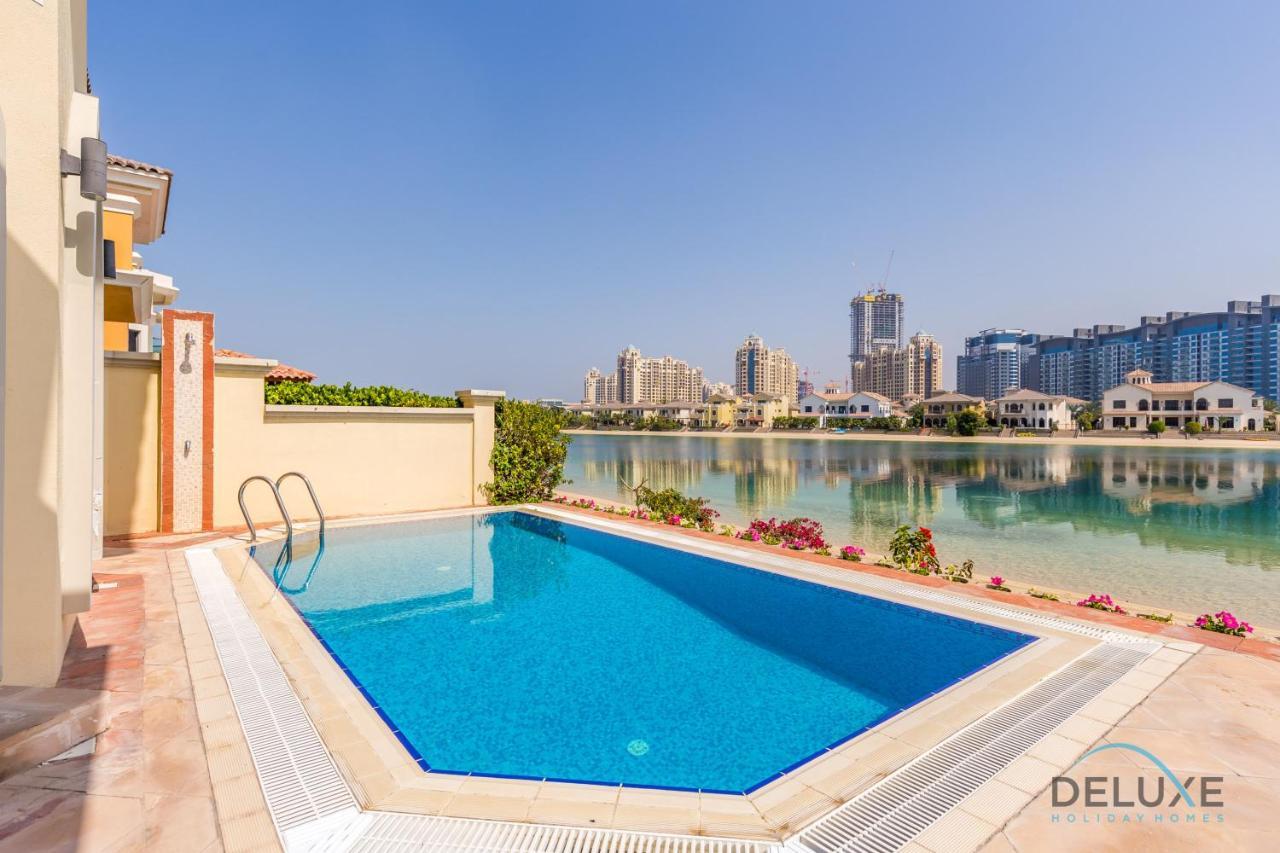 Charming 5br With Assistant's And Private Pool On Palm Jumeirah By Deluxe Apartment Dubai