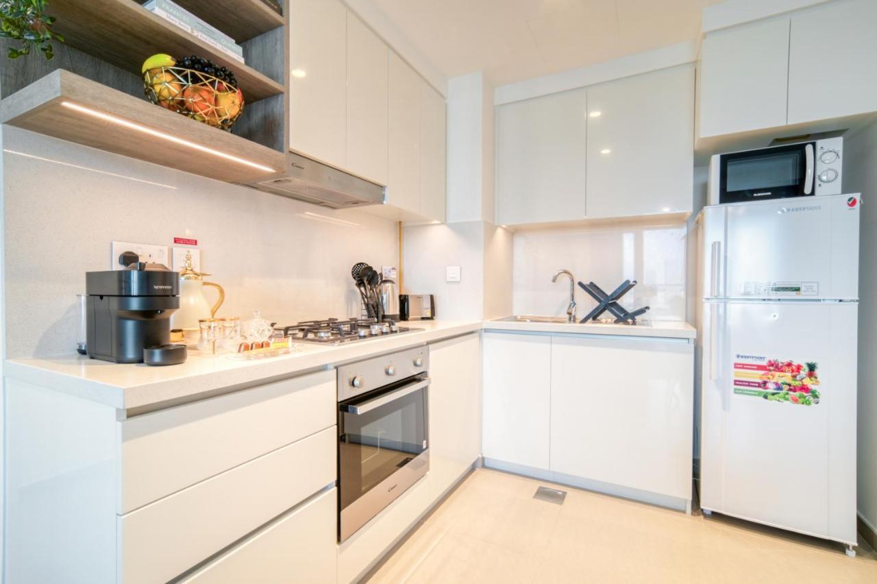 Elegance: 1br With Difc & Zabeel Views * Dubai