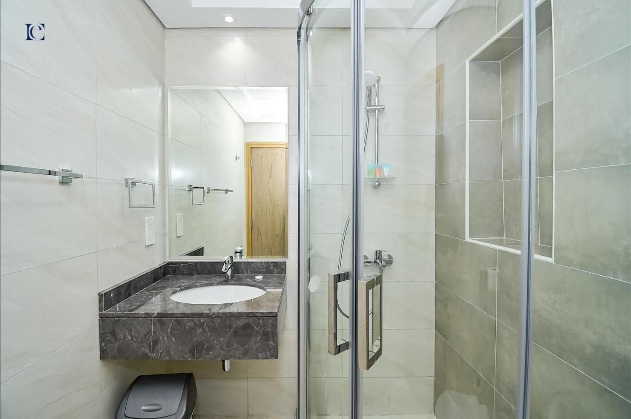 Apartment Stylish 1br With Downtown Skyline View - The Bay. Dubai