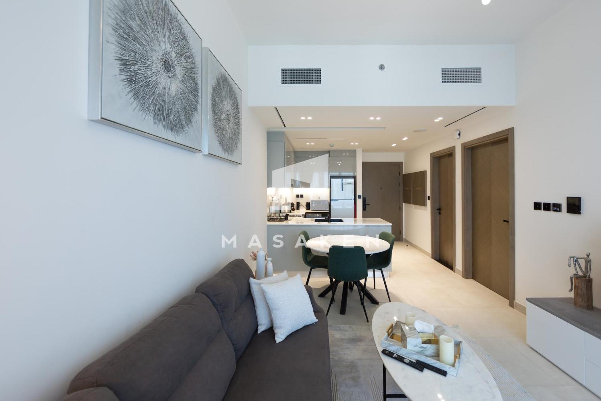 Apartment Furnished 1 Bedroom In Business With Burj View Dubai