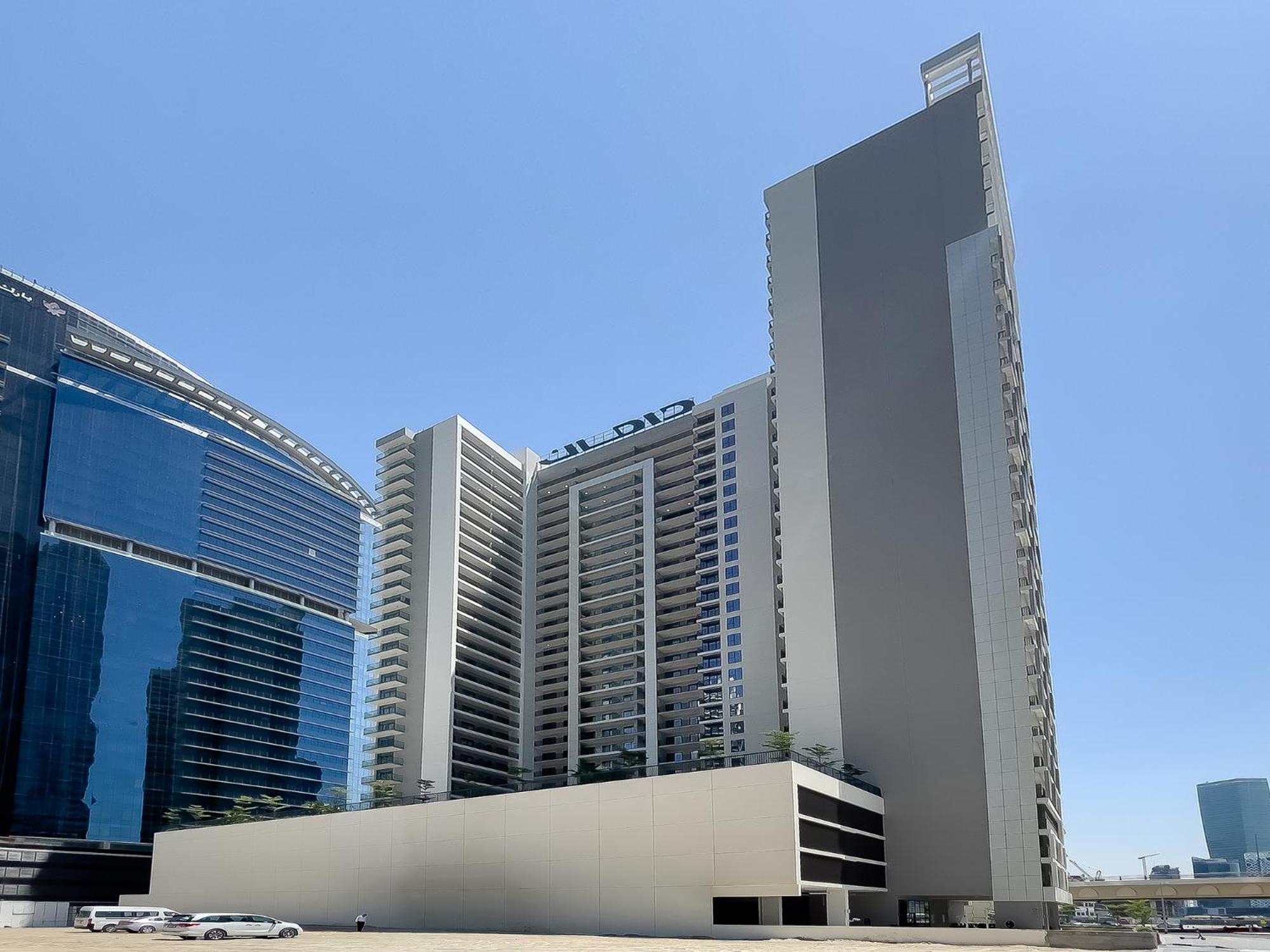 Zada Tower 1br With Amazing Canal View Apartment *