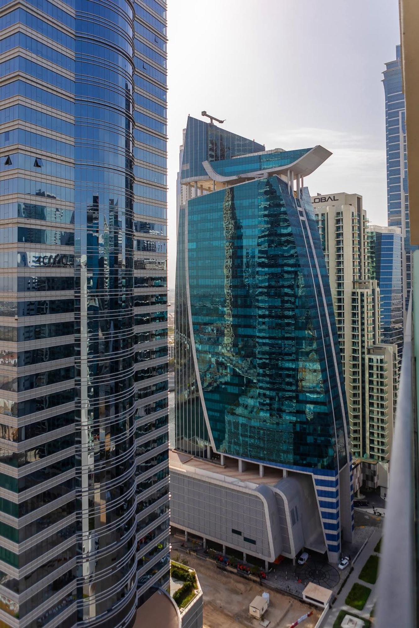 Zada Tower 1br With Amazing Canal View