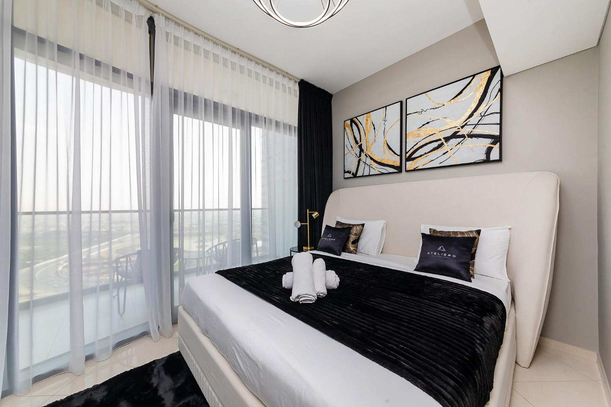 Zada Tower 1br With Amazing Canal View Apartment