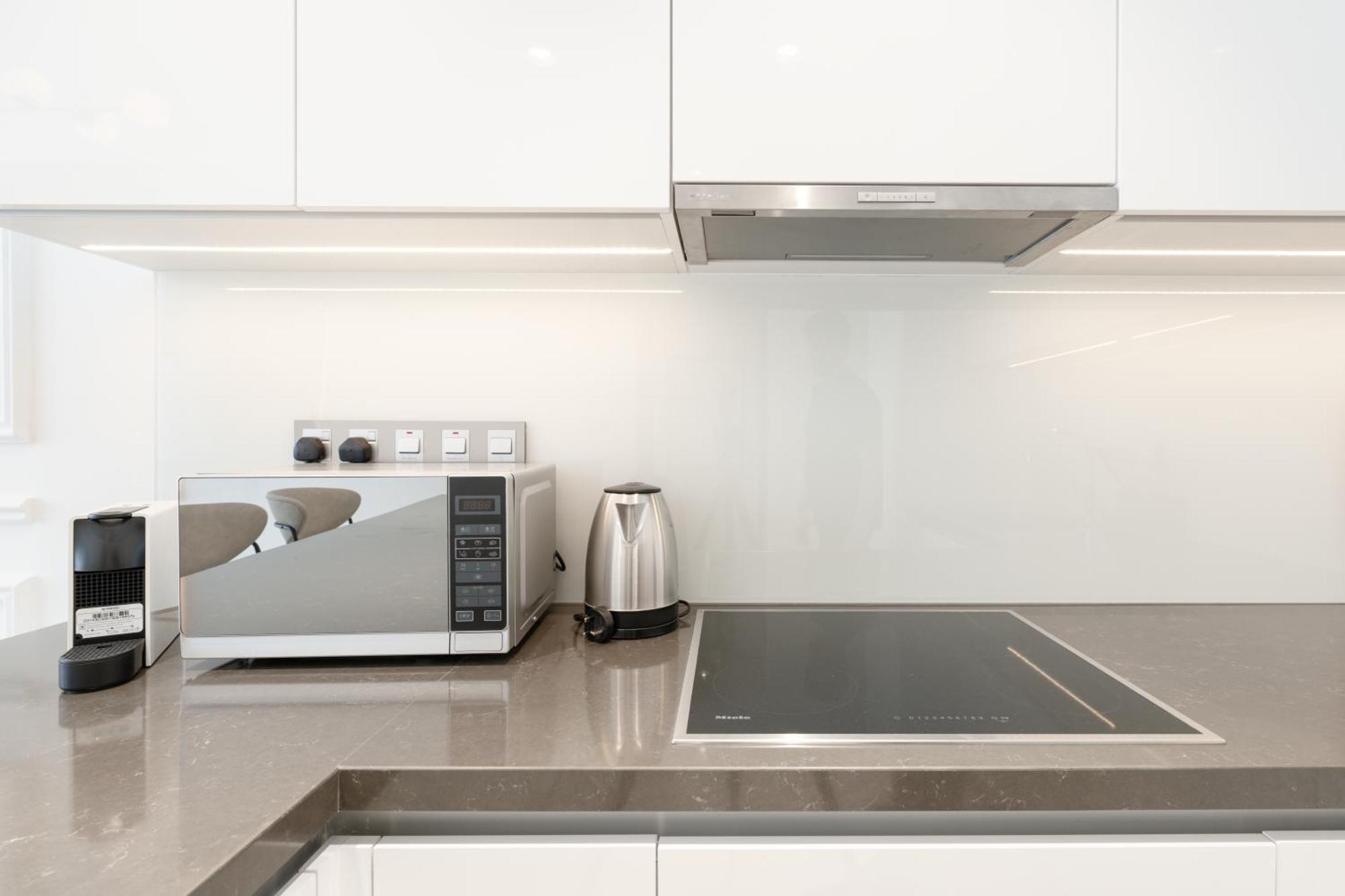 Apartment Dar Alsalam - Modern Comforts In District One 29 Dubai