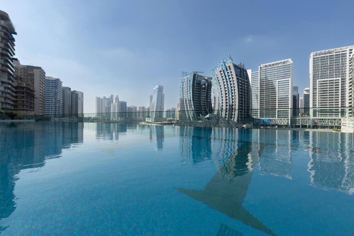 Furnished 1 Bedroom In Business With Burj View Apartment