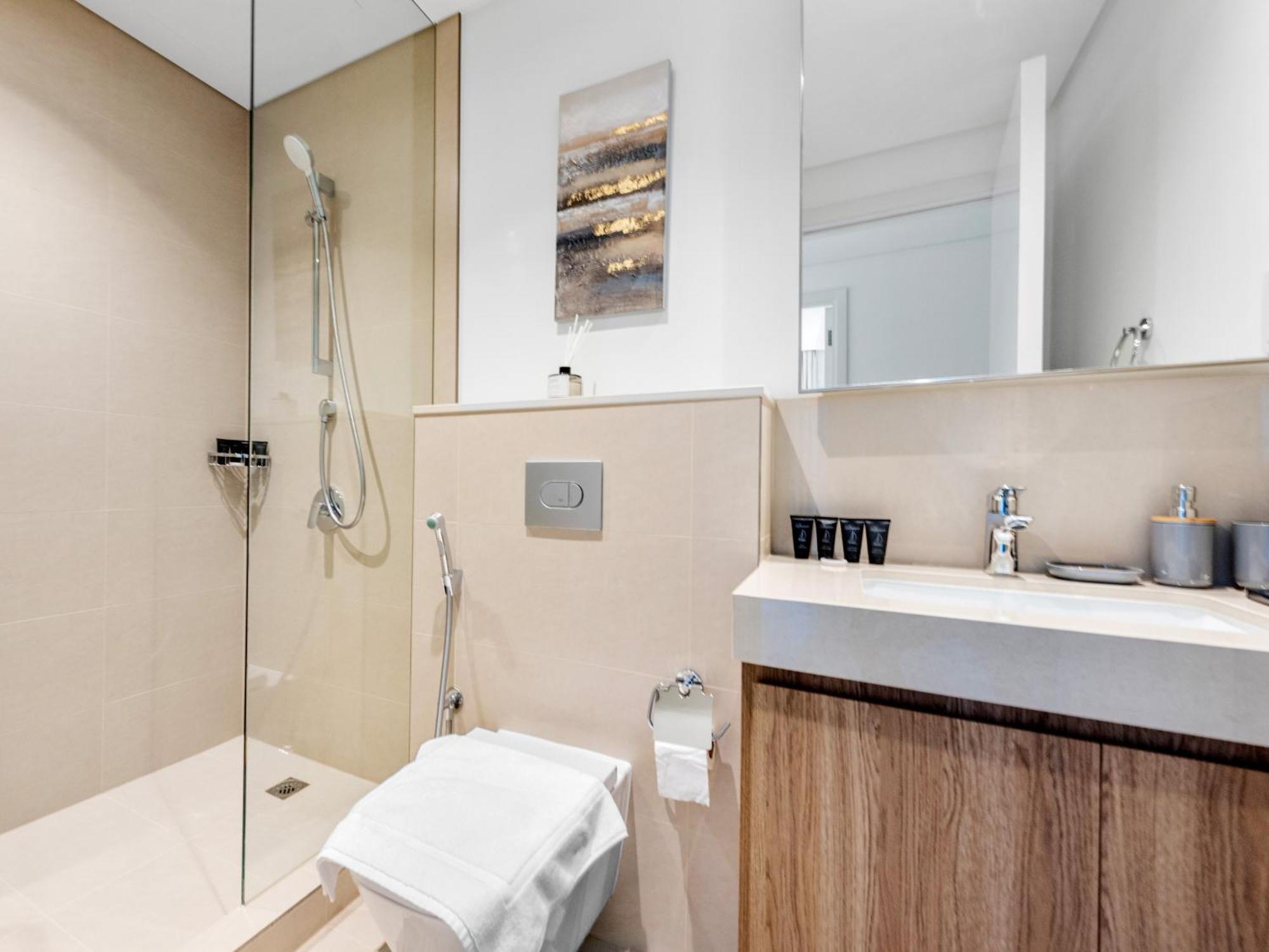 Contemporary 2bdr With Downtown Views-28 Dubai