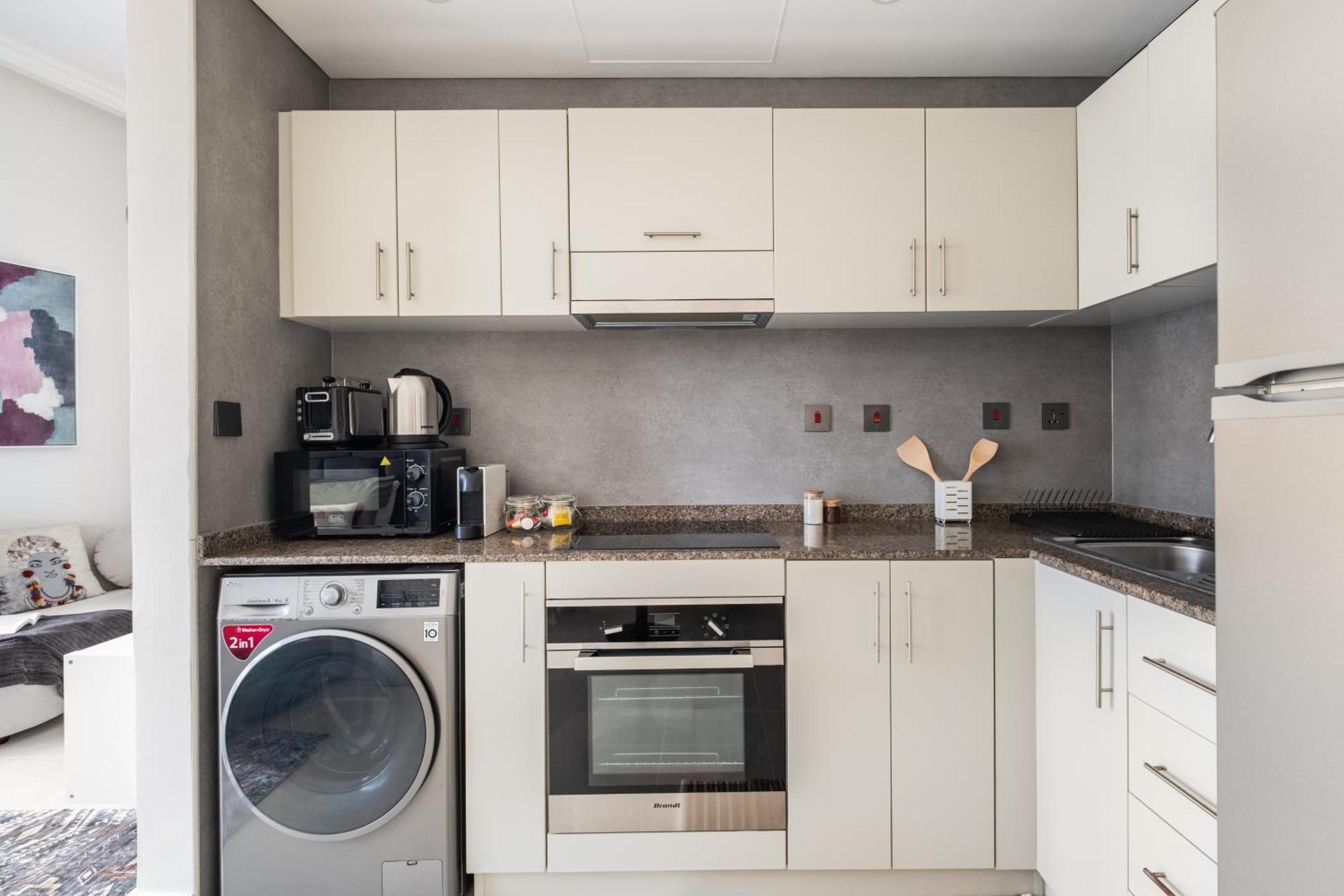 Iolanda Apartment *