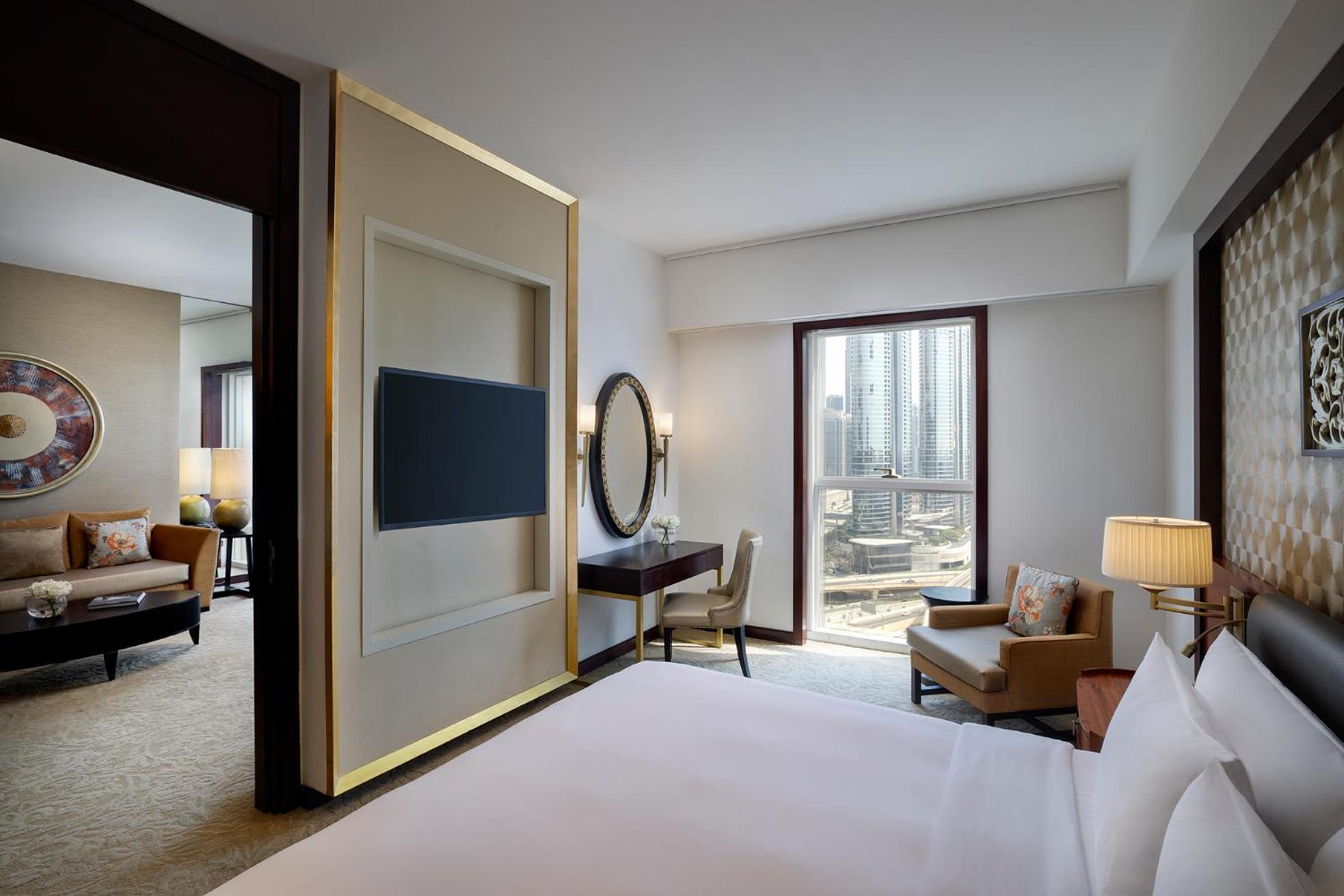 Dusit Thani 5* Dubai