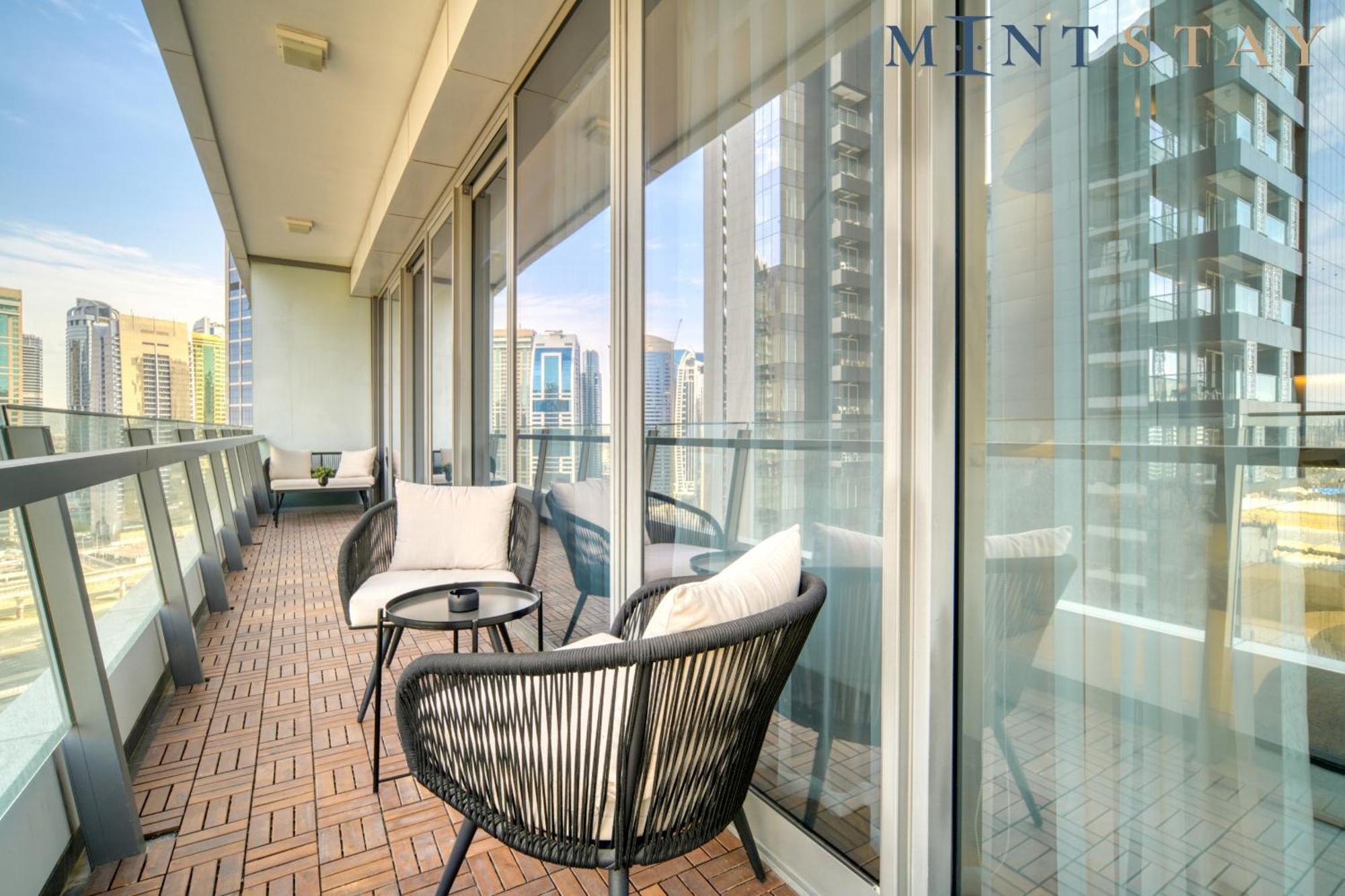 Apartment Silverene Tower B, Marina - Mint Dubai