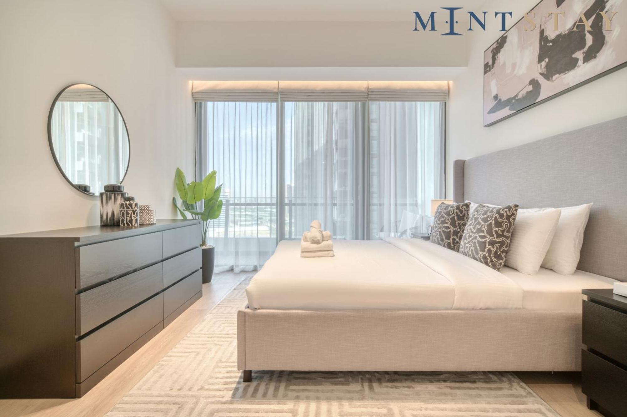 Silverene Tower B, Marina - Mint Apartment *