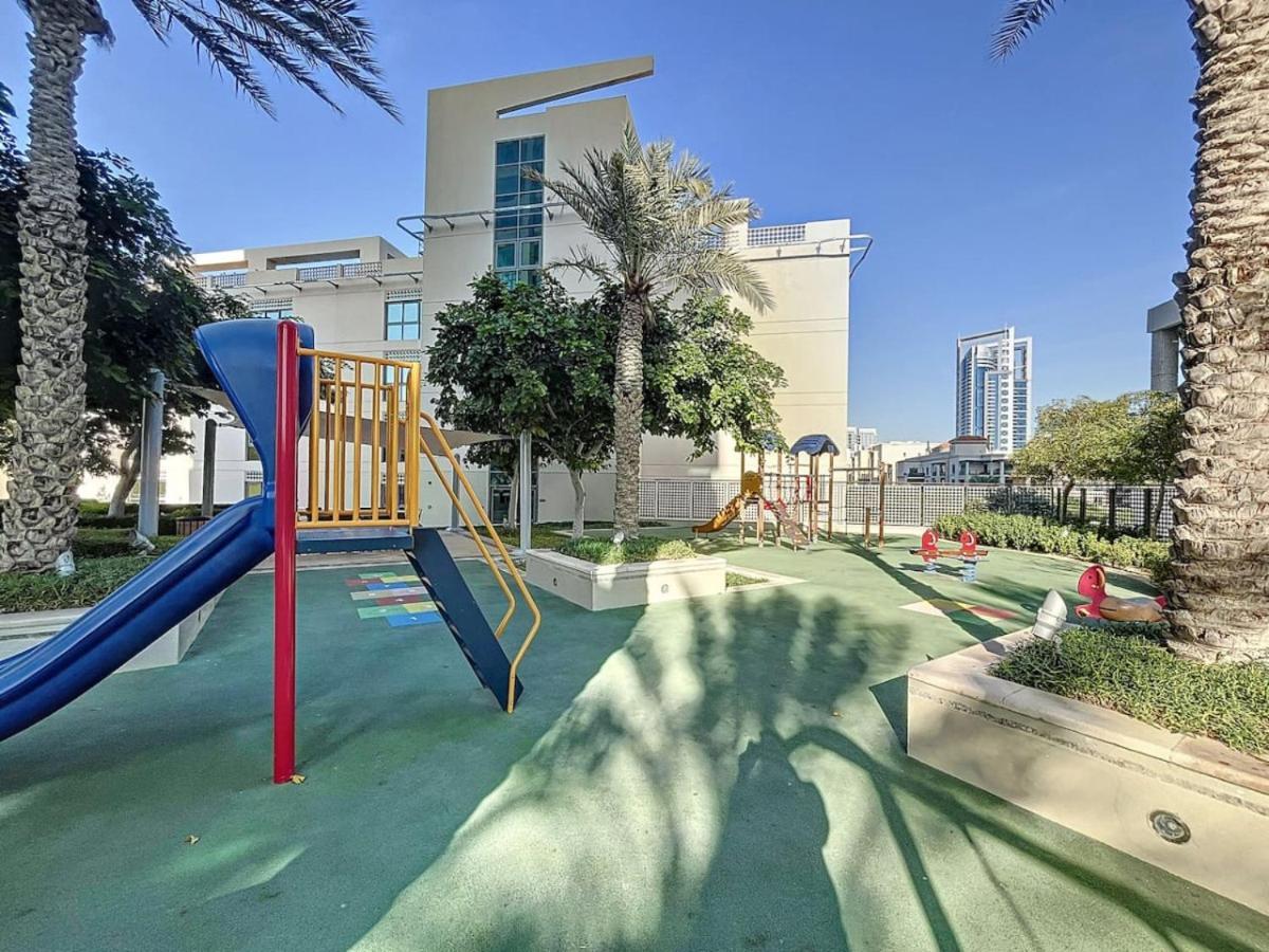 The Links West Tower 1 - Vacationer Apartment Dubai