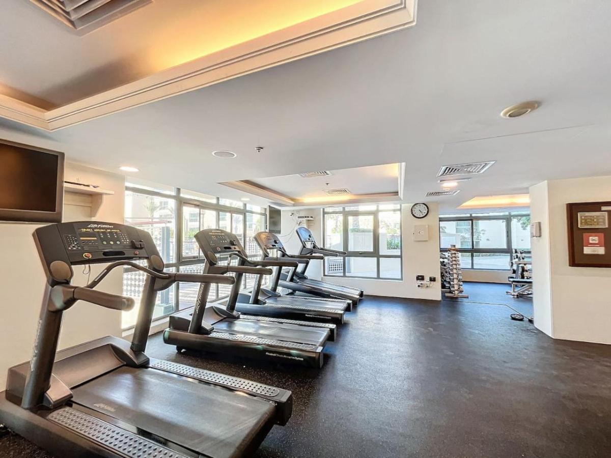 The Links West Tower 1 - Vacationer Apartment