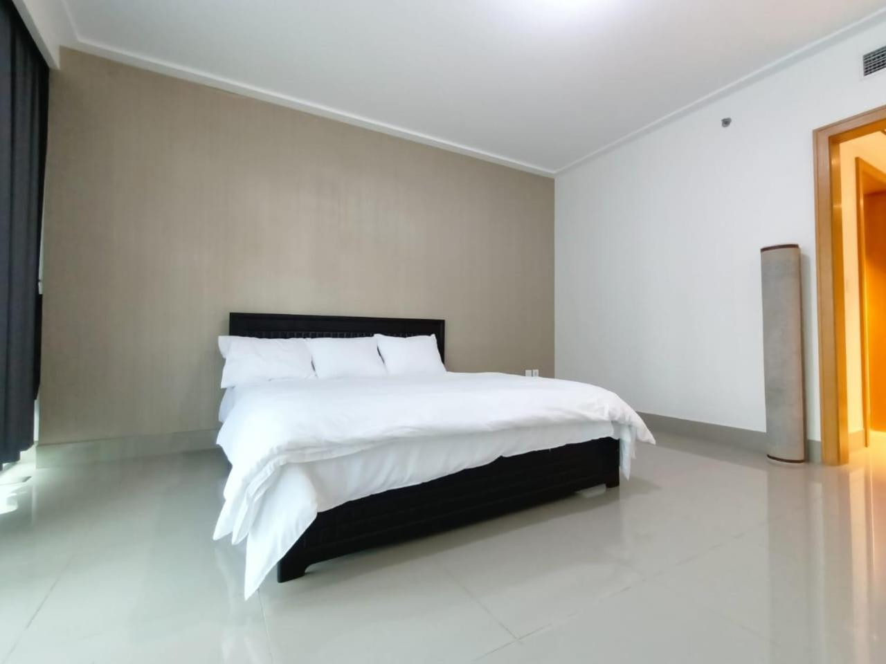 3 Bedroom On Monthly Rent *