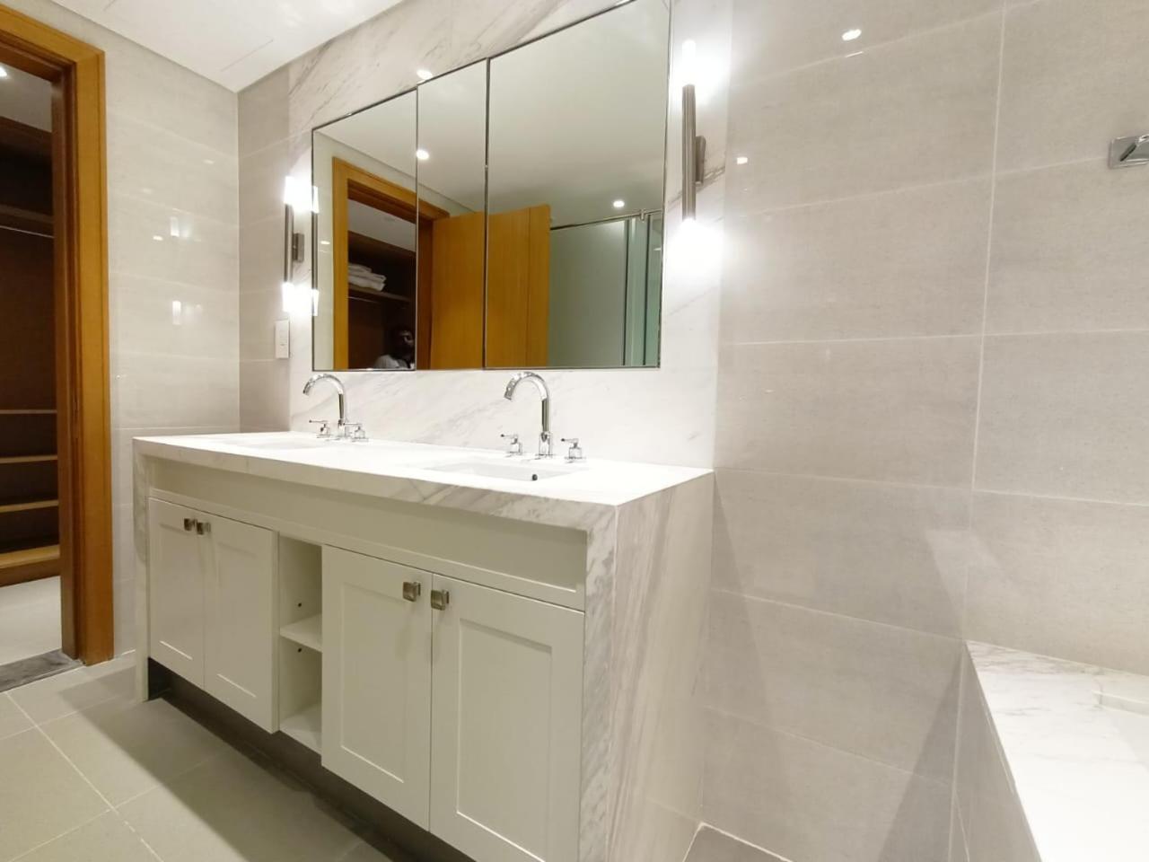 3 Bedroom On Monthly Rent * Dubai