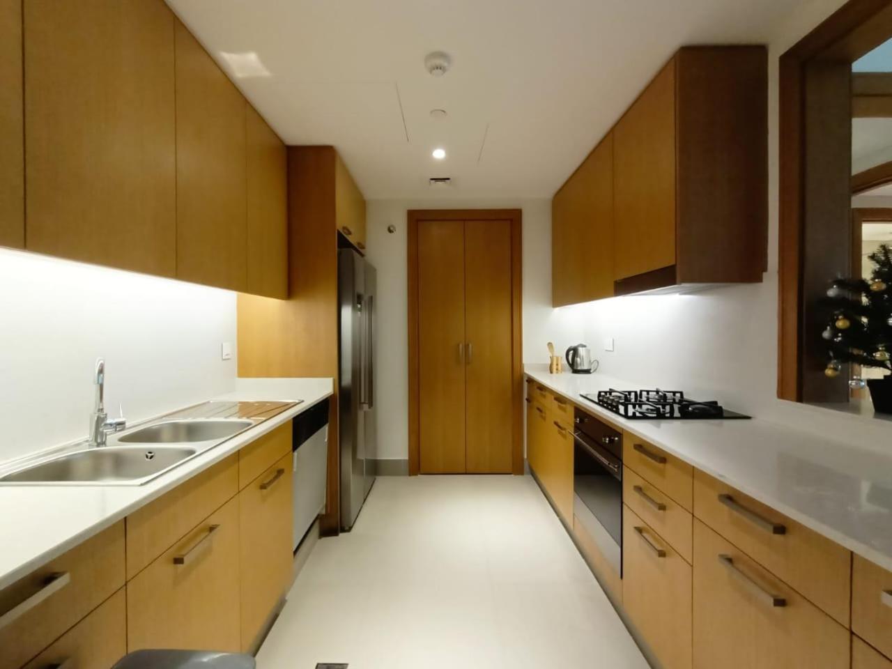 3 Bedroom On Monthly Rent Apartment