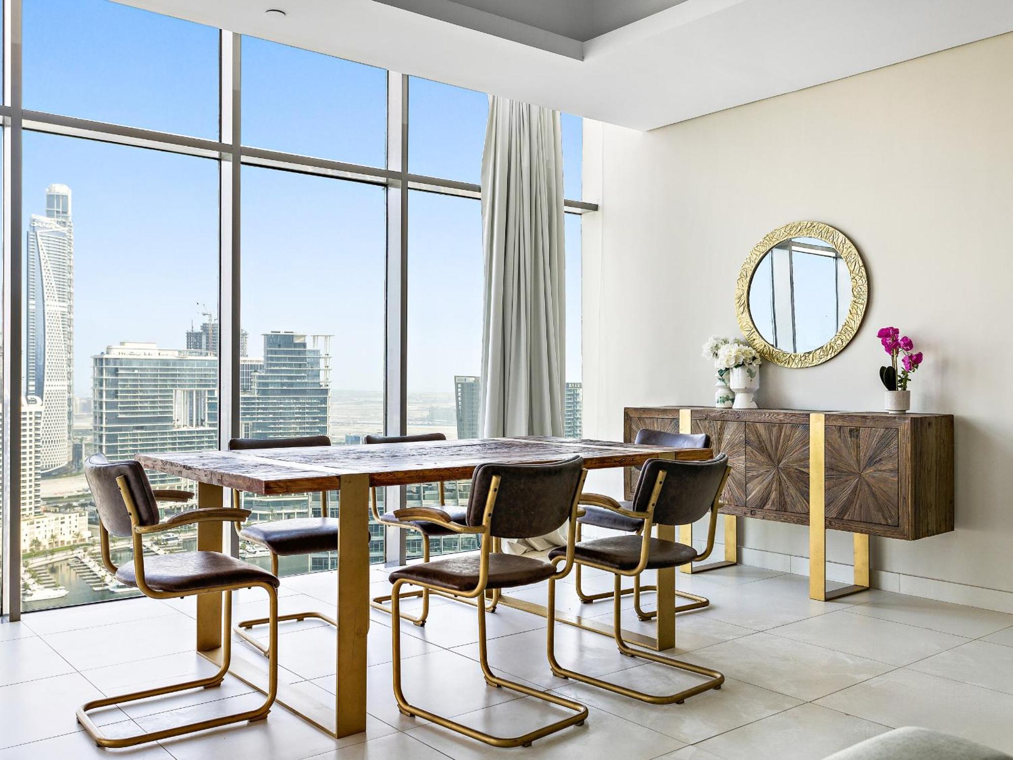 Luxurious 2bdr & Guests Room-mada Residences Apartment