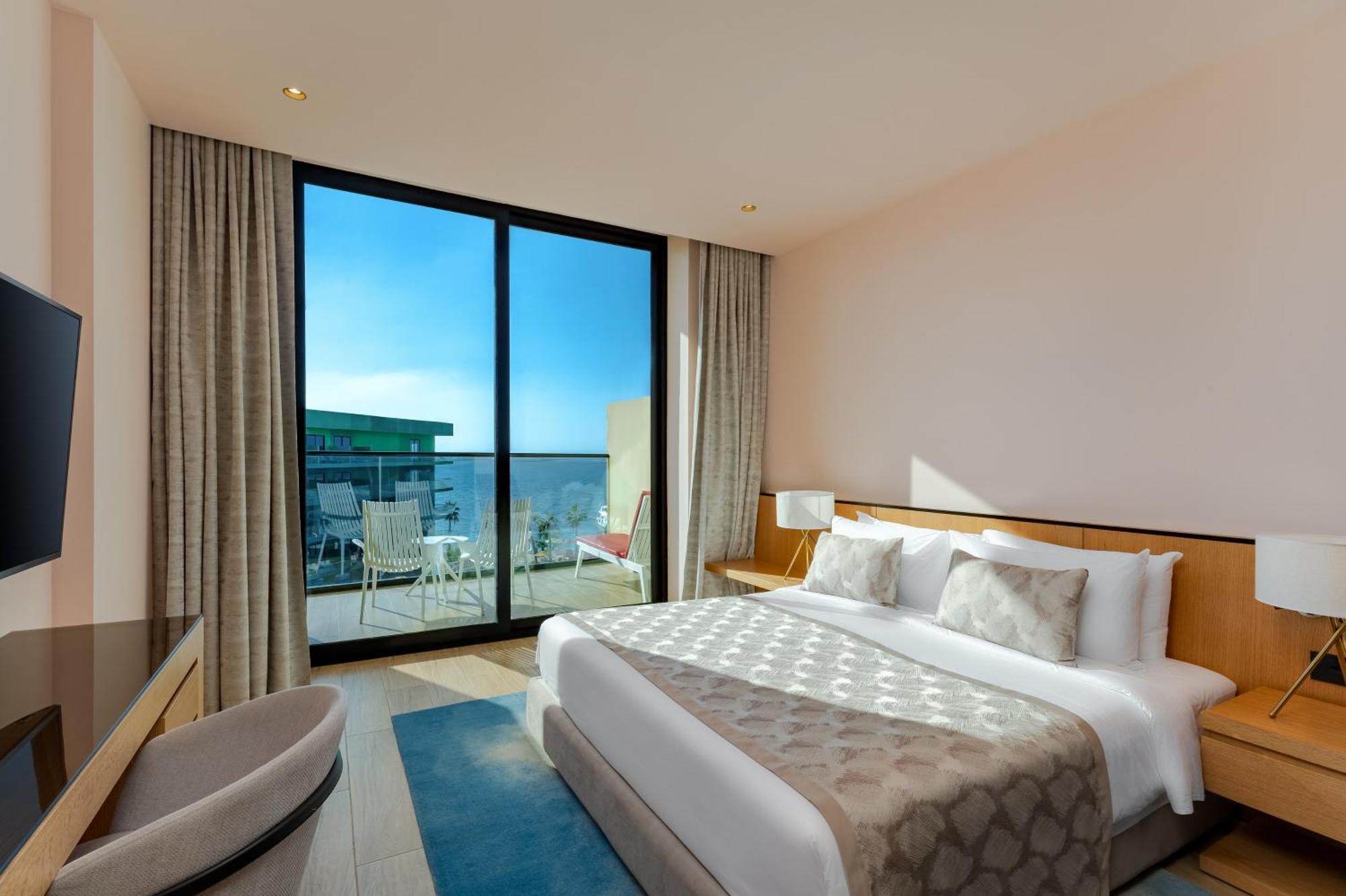 Hotel Voco Monaco By Ihg, Adults Only, World Islands 5*
