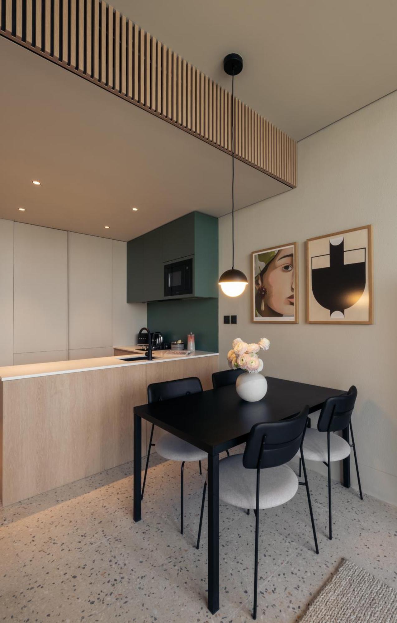 Upside Living Downtown Business & Leisure Apartment Dubai