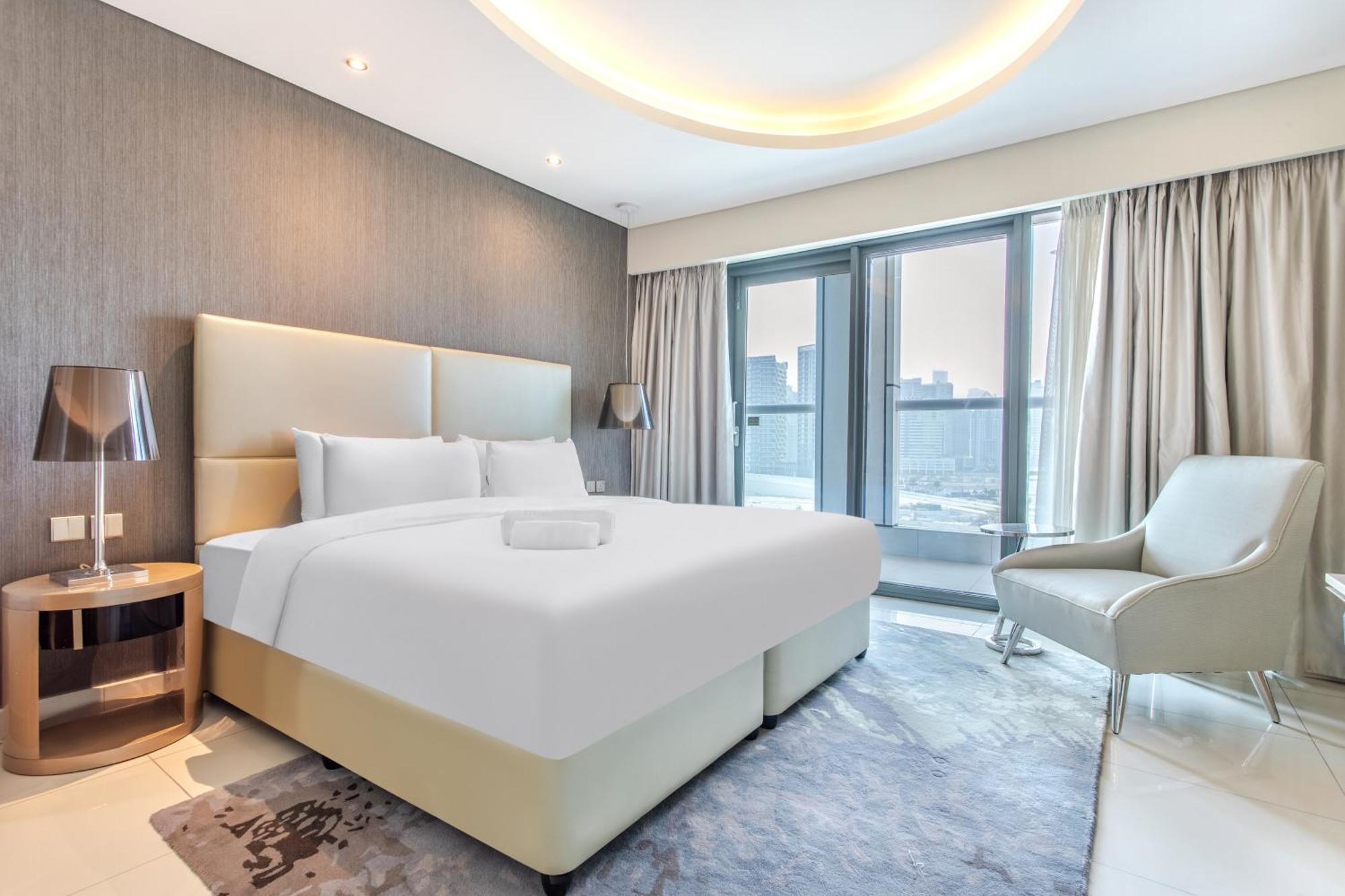 Apartment Wehost - Sophisticated 2br With Large Private Terrace & Direct Pool Access Dubai