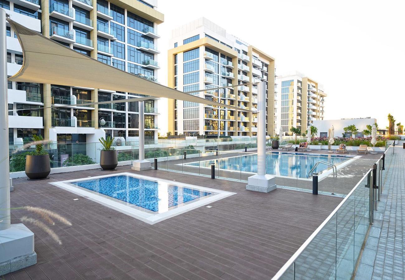 Easygo - Azizi Riviera 14 Blvd View * Dubai