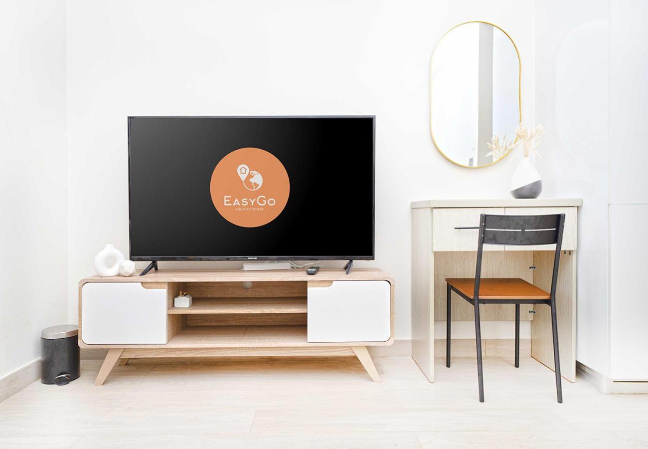 Easygo - Azizi Riviera 14 Blvd View Apartment *