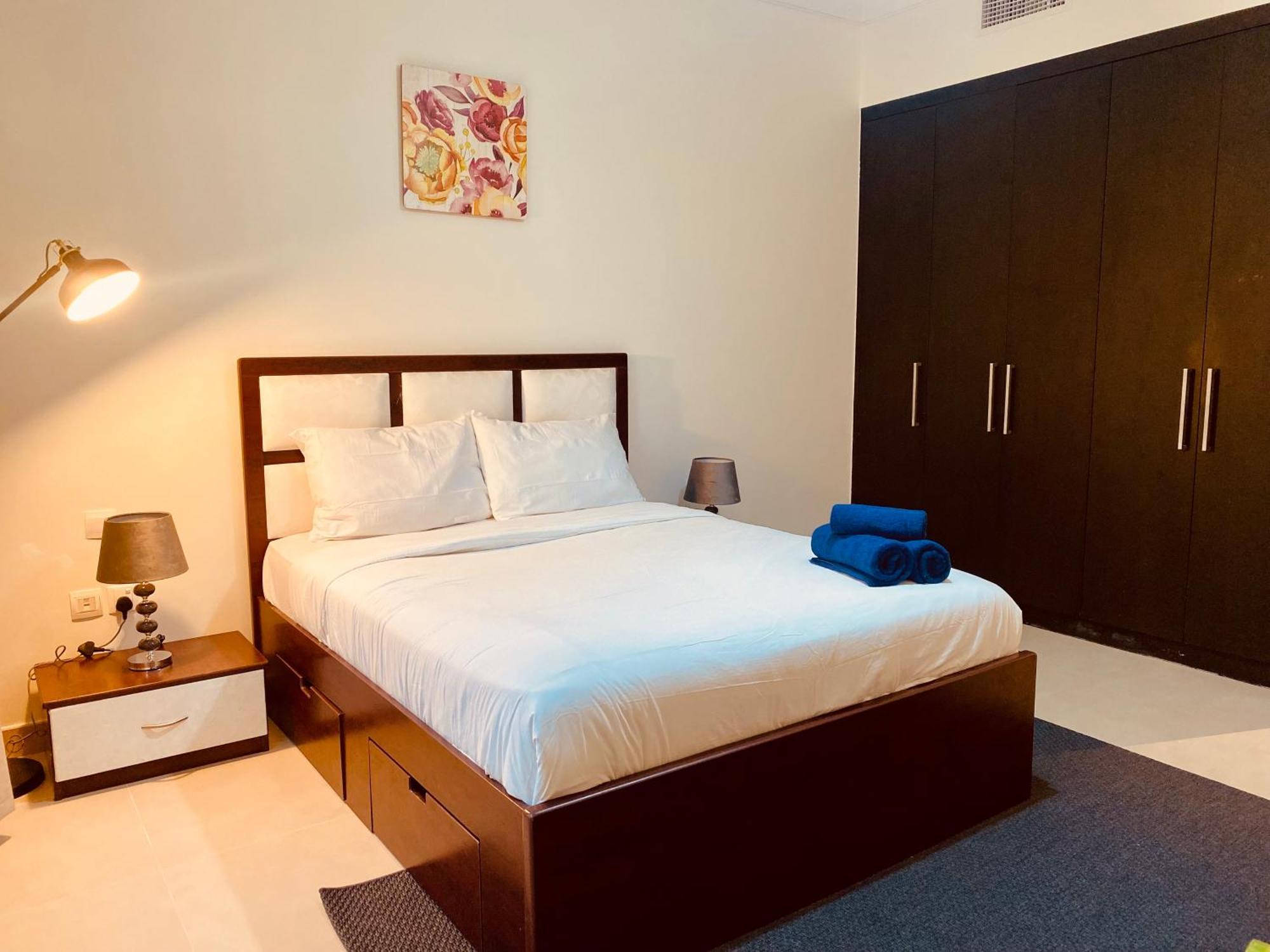 Bj's Luxury Burj And Creek View 2 Bedroom Dubai
