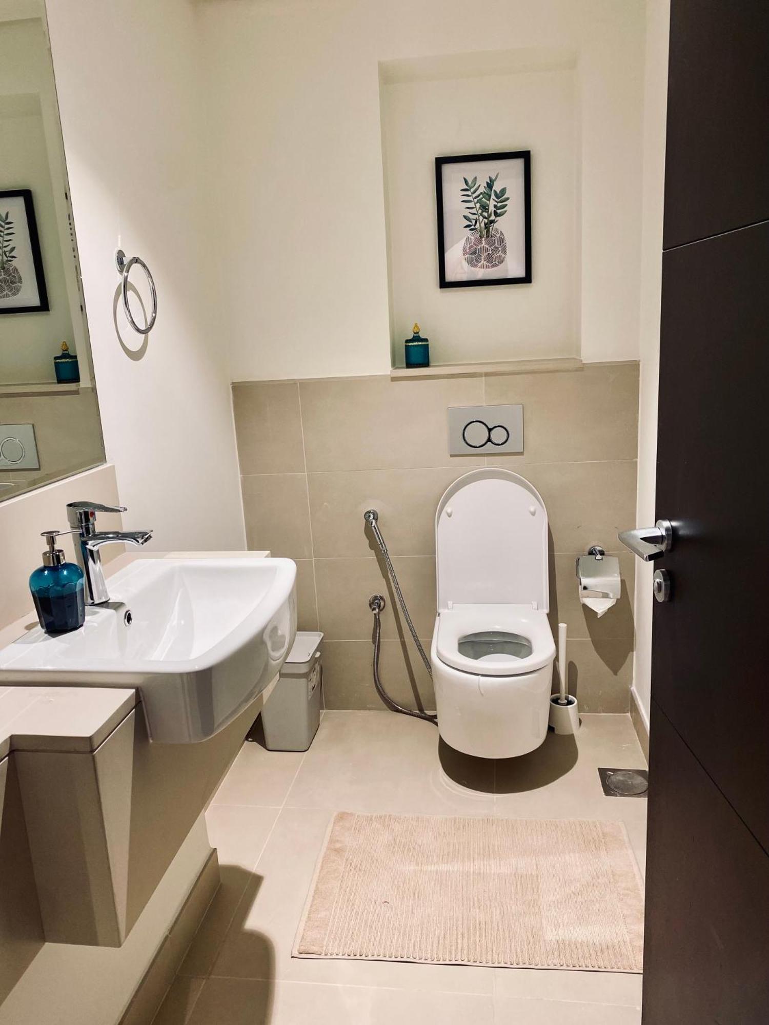 Bj's Luxury Burj And Creek View 2 Bedroom *