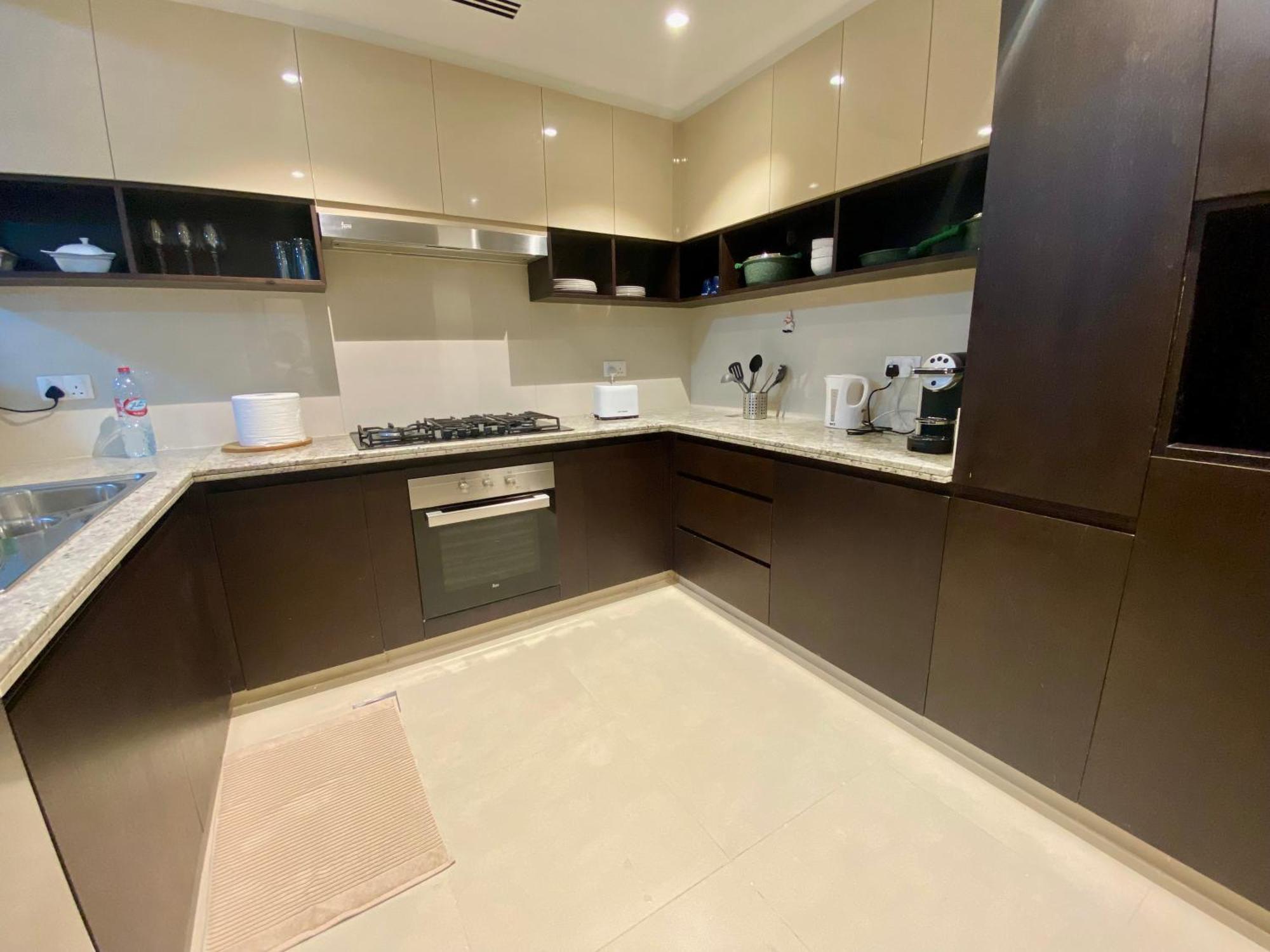 Apartment Bj's Luxury Burj And Creek View 2 Bedroom Dubai