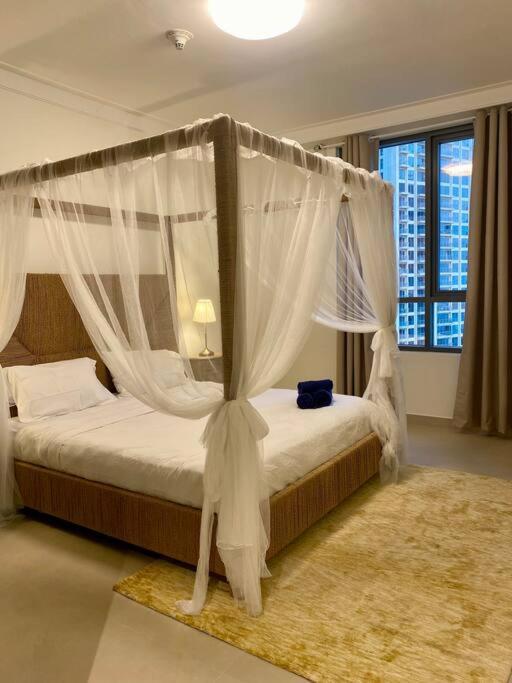 Bj's Luxury Burj And Creek View 2 Bedroom Dubai