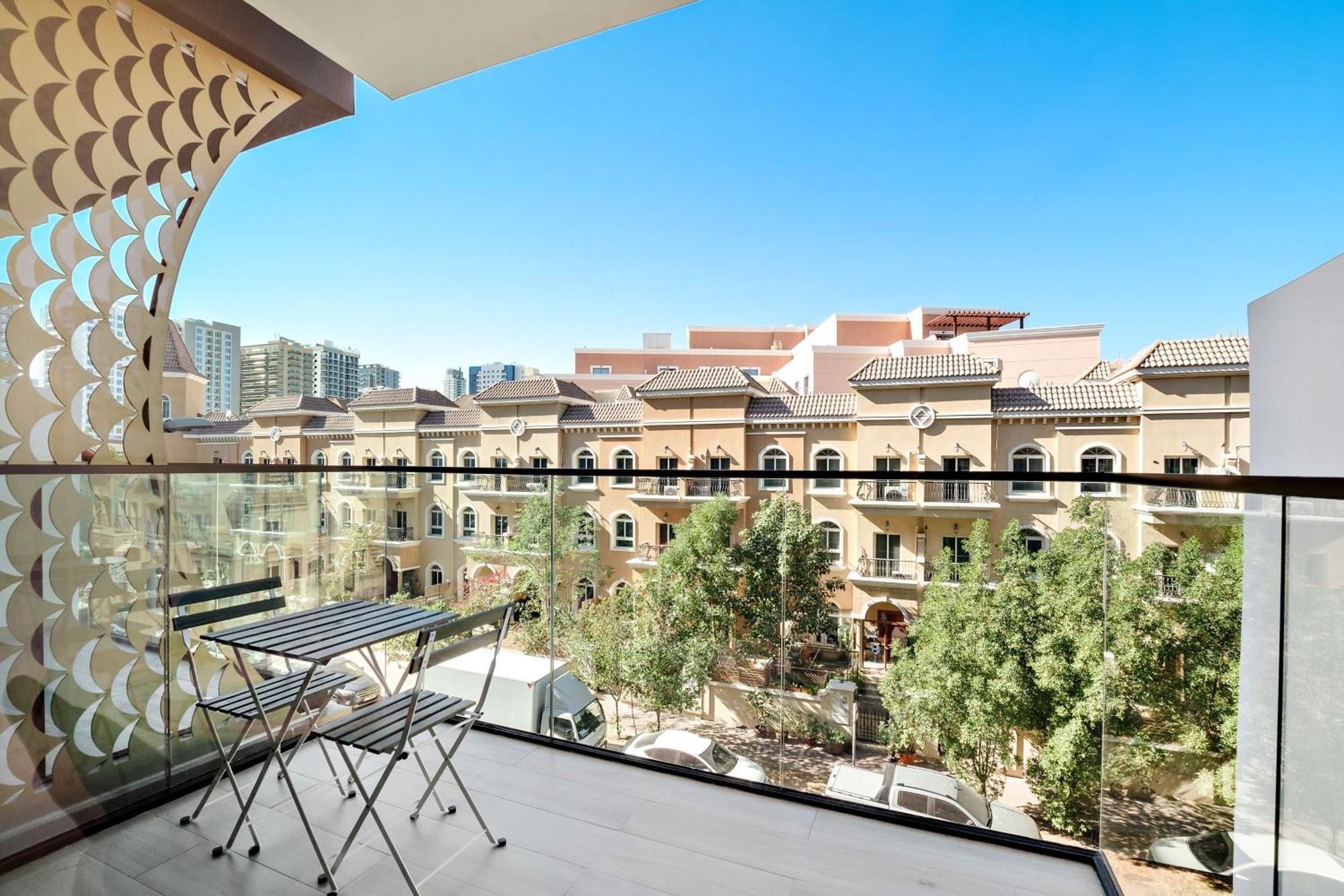 1 Moderne Luxe A Jvc Apartment Dubai