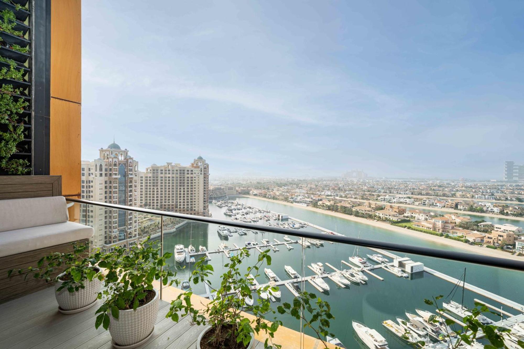Exclusive Luxury 4 Bedroom Palm Penthouse * Dubai