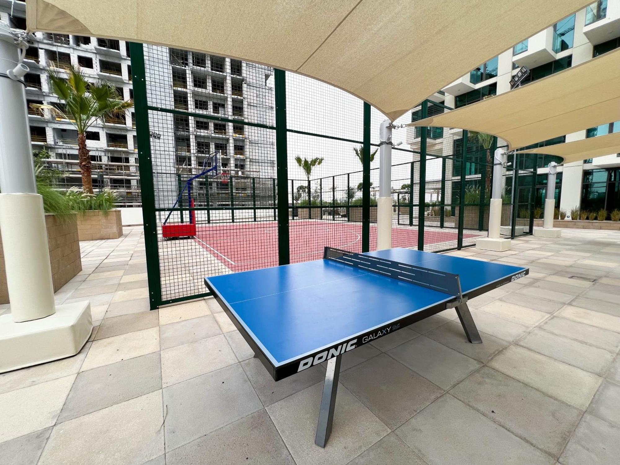 Bright 1bdr Massive Terrace Overlooking Downtown * Dubai