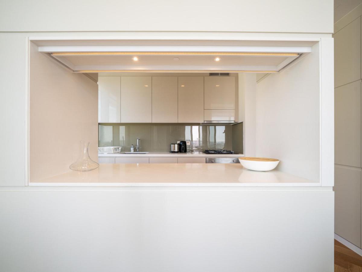Upgraded Banyan Tree 2 Bed In Jlt Apartment Dubai