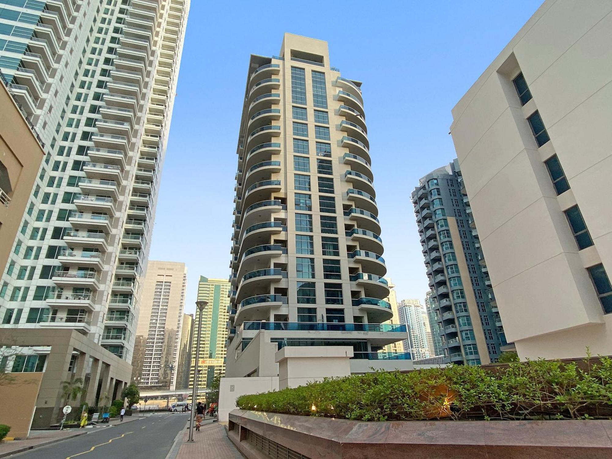 Apartment Splendid 1br In Marina